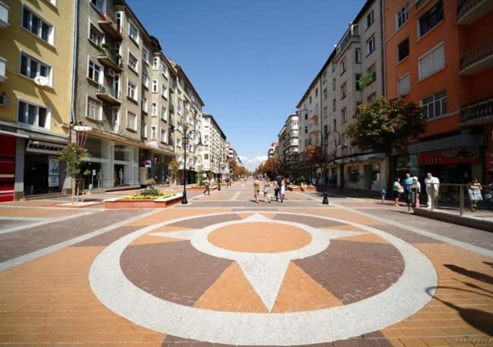 Top Center Studio 3 Σόφια Εξωτερικό φωτογραφία