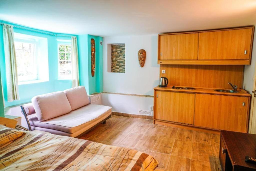 Top Center Studio 3 Σόφια Εξωτερικό φωτογραφία